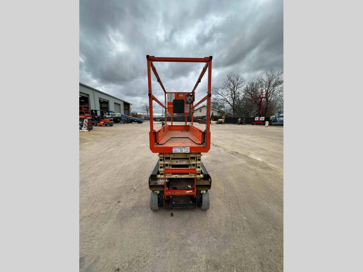 2018 JLG 1932R