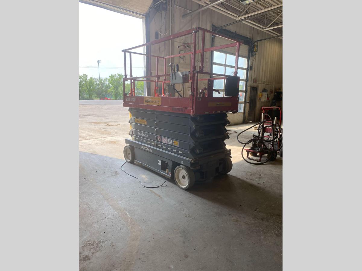 2018 Skyjack SJ4740-4