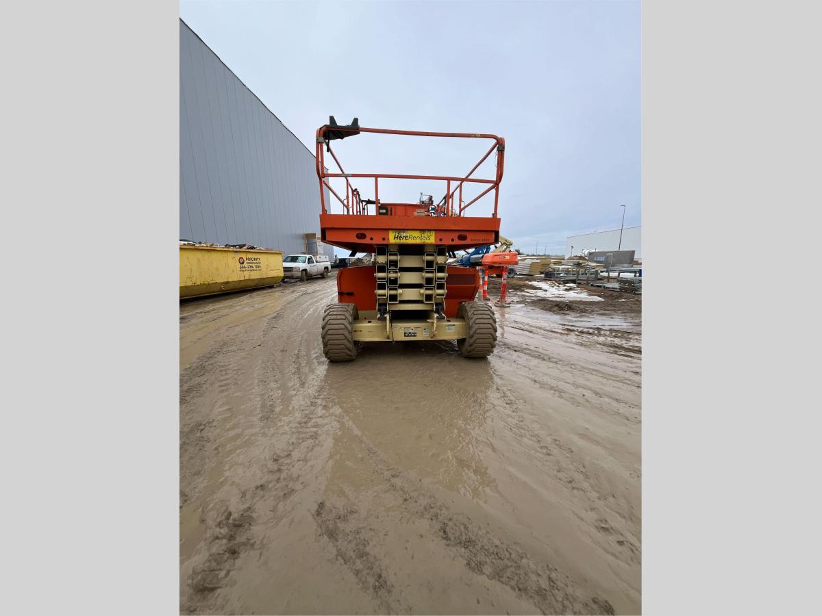 2016 JLG 4394RT