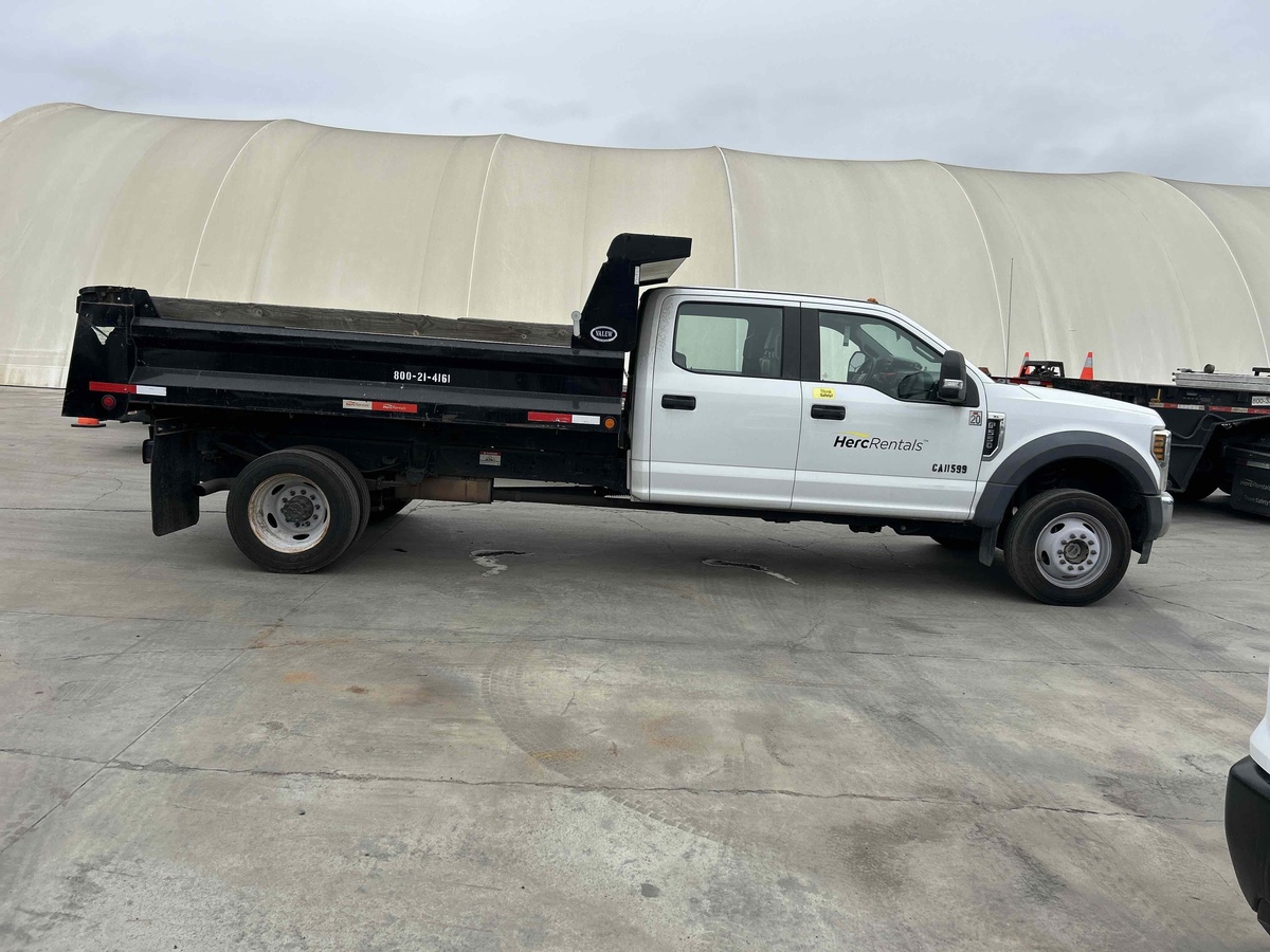 2018 Ford F550-1