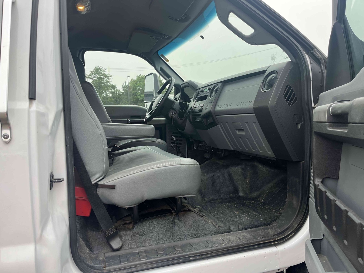 2021 Ford F750-12