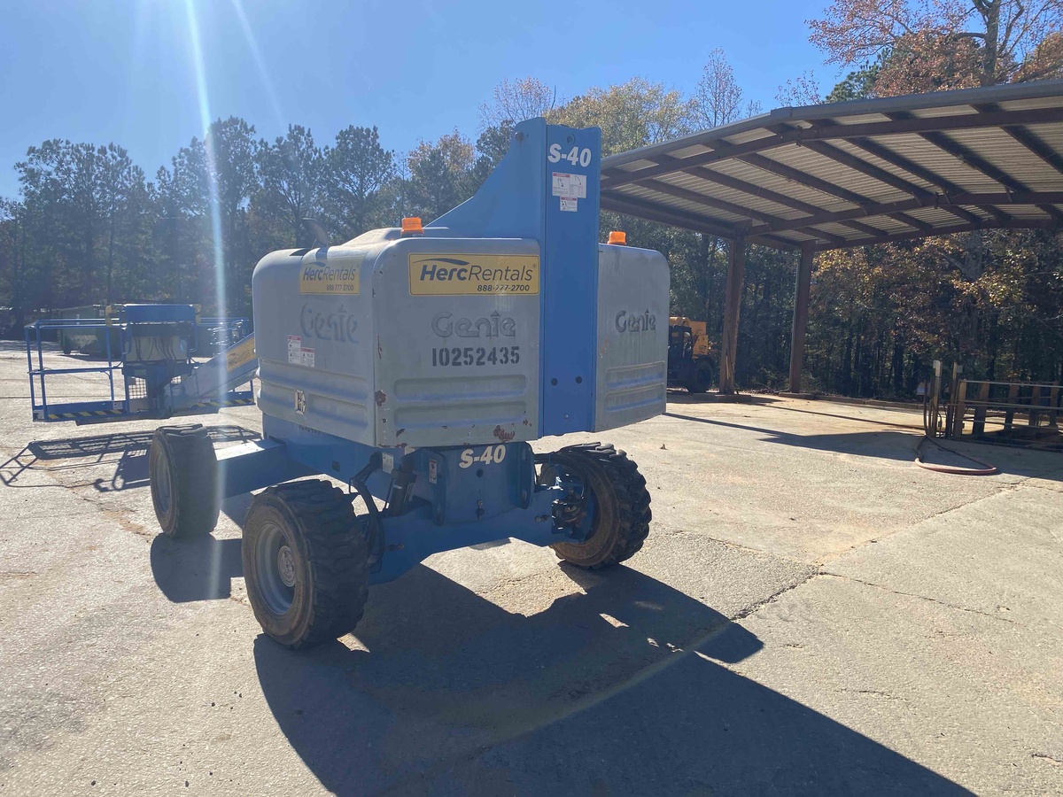 2018 Genie S-40-2