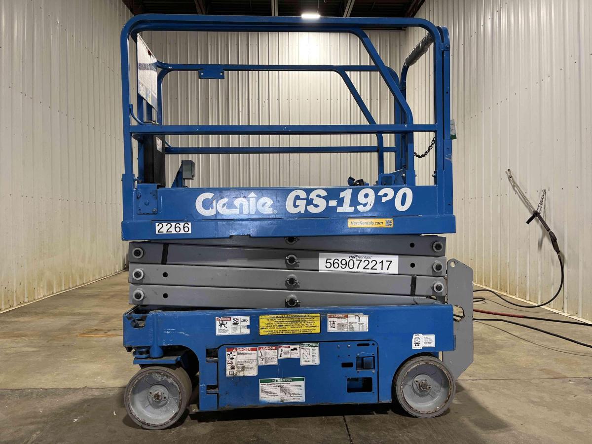 2015 Genie GS-1930