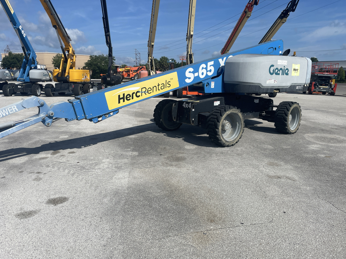2019 Genie S-65XC