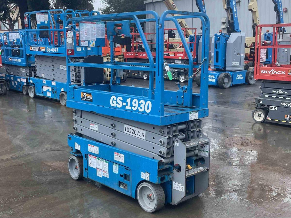 2017 Genie GS-1930