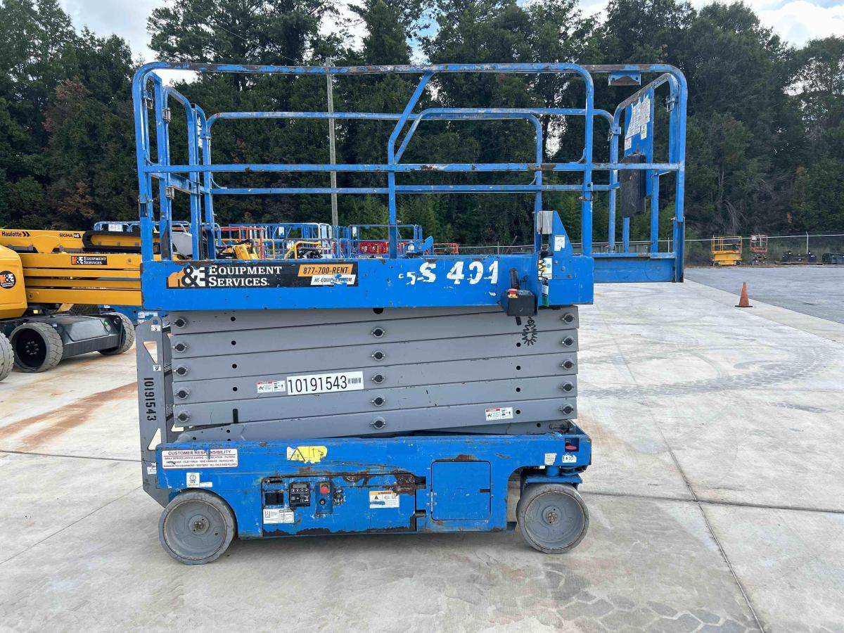 2016 Genie GS-4047