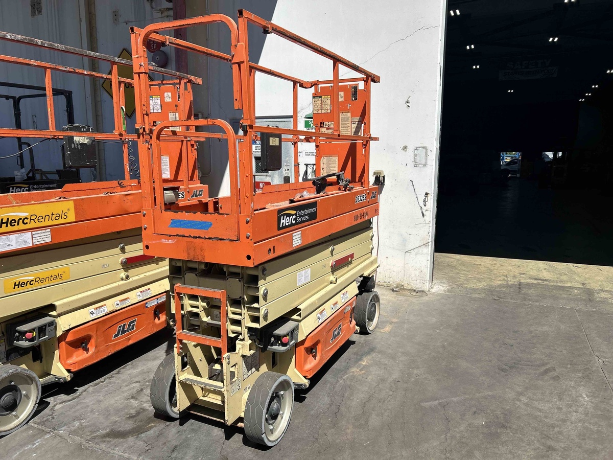 2018 JLG 2632ES-1
