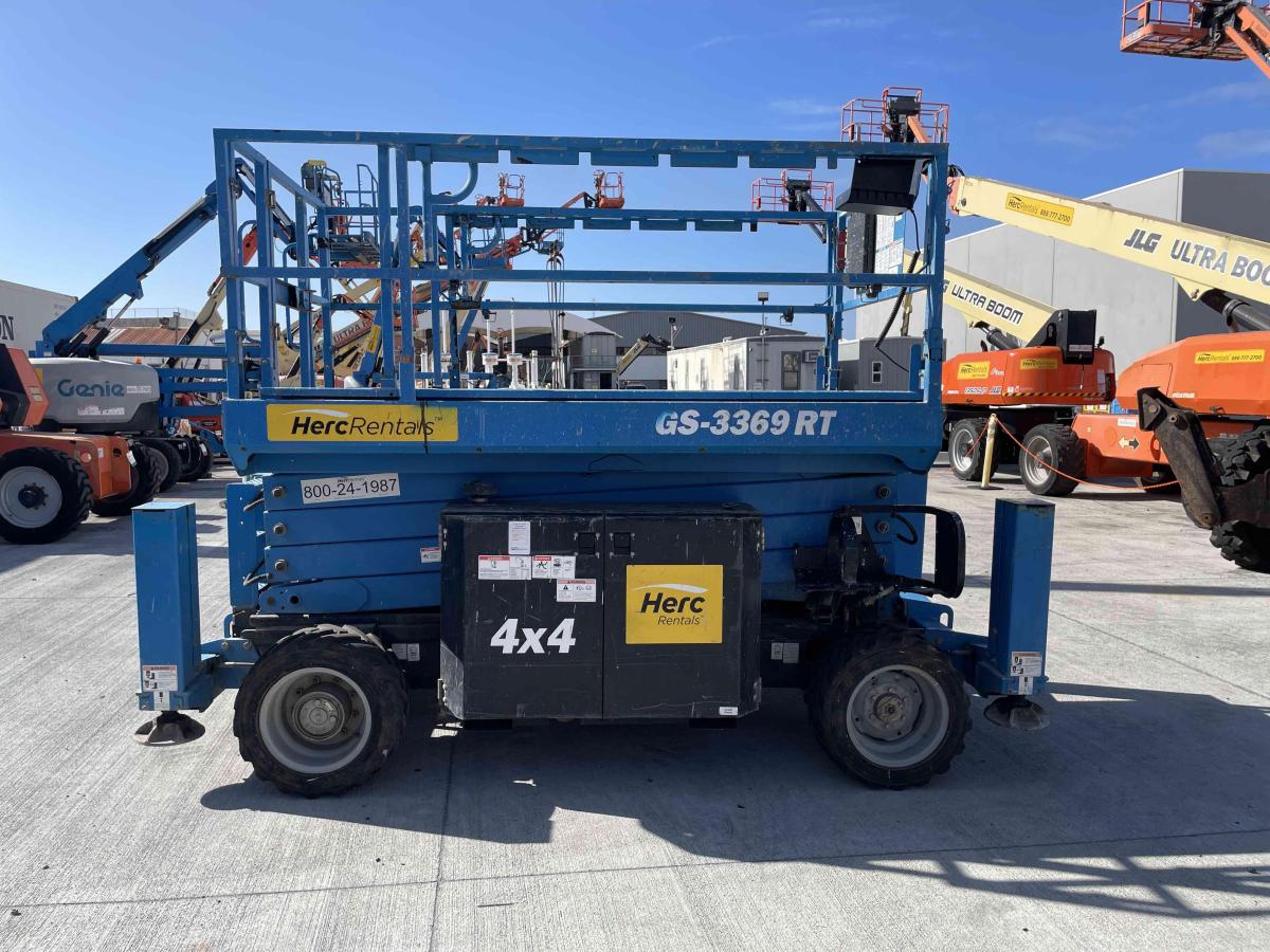 2018 Genie GS-3369 RT-9