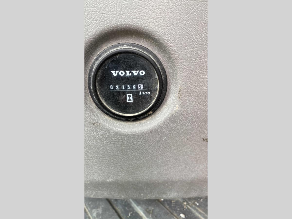 2017 Volvo ECR88D