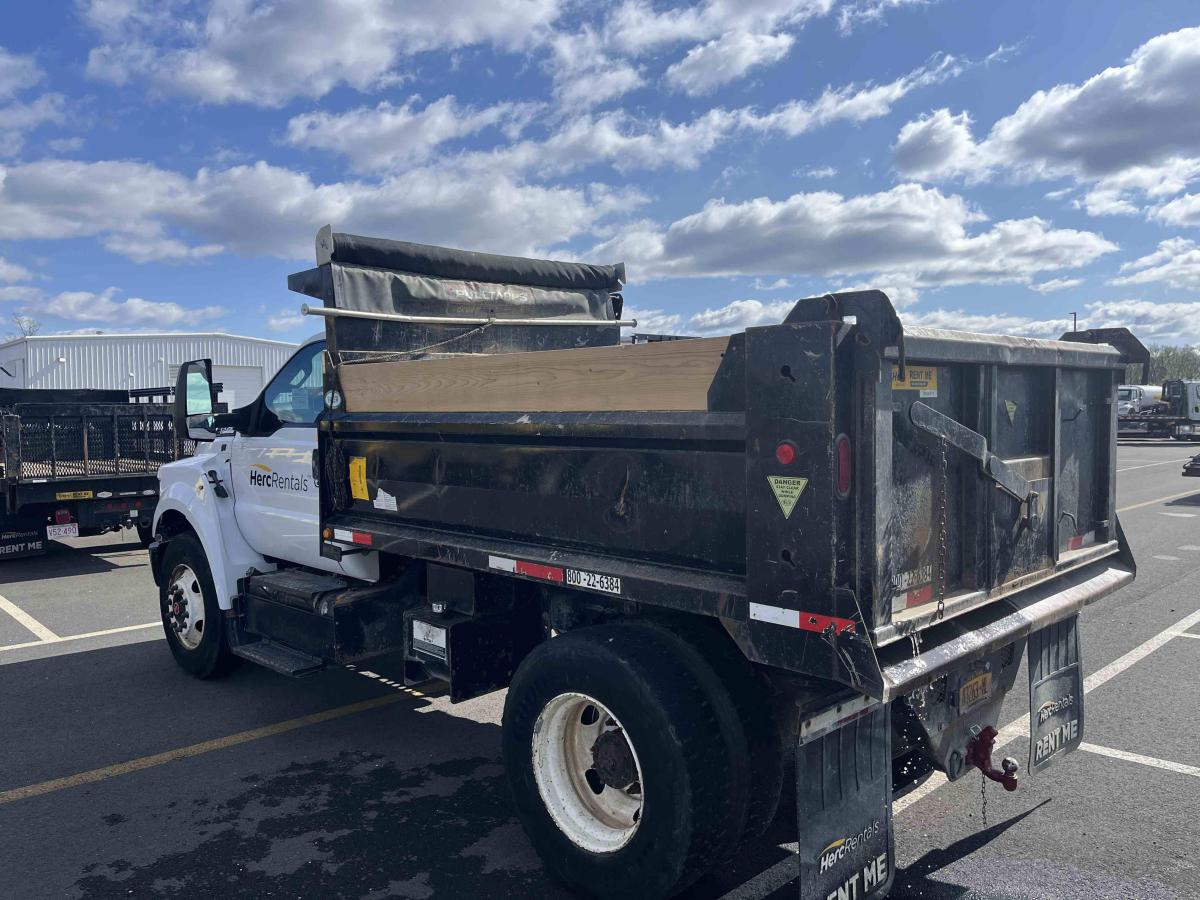 2018 Ford F750-6