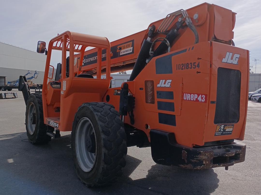 2017 SkyTrak 10054