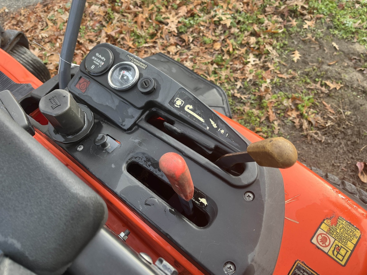 2020 Kubota ZG327PA-60-8