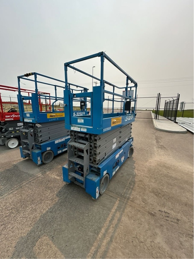 2018 Genie GS-3232-2