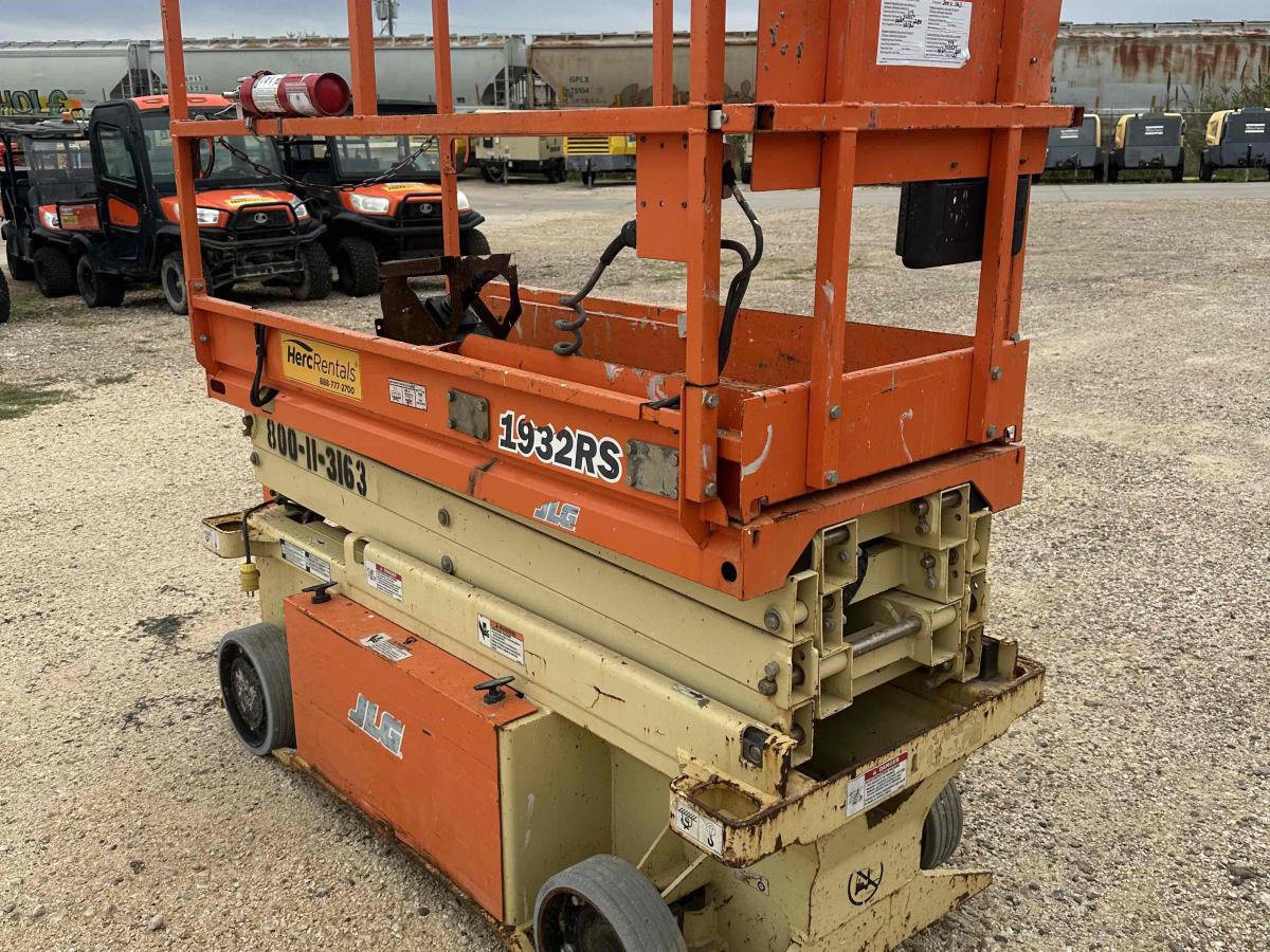 2016 JLG 1932RS