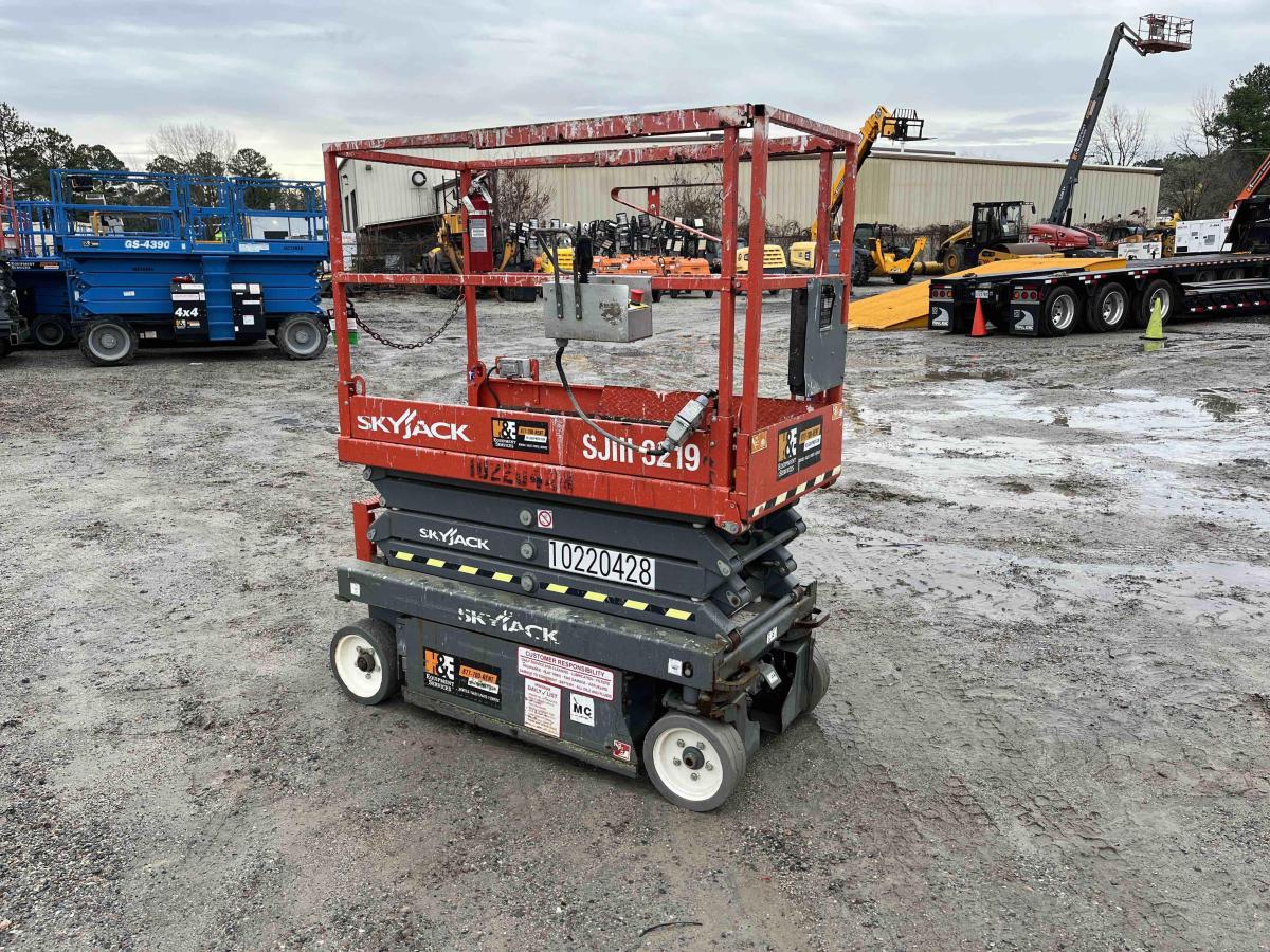 2017 Skyjack SJ3219