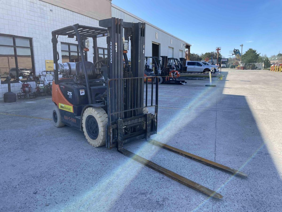 2017 Doosan G25P-5