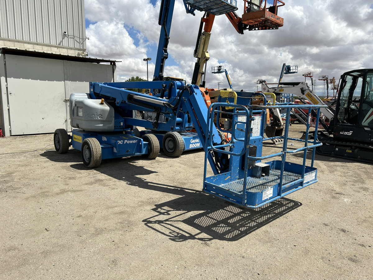 2018 Genie Z-45/25J