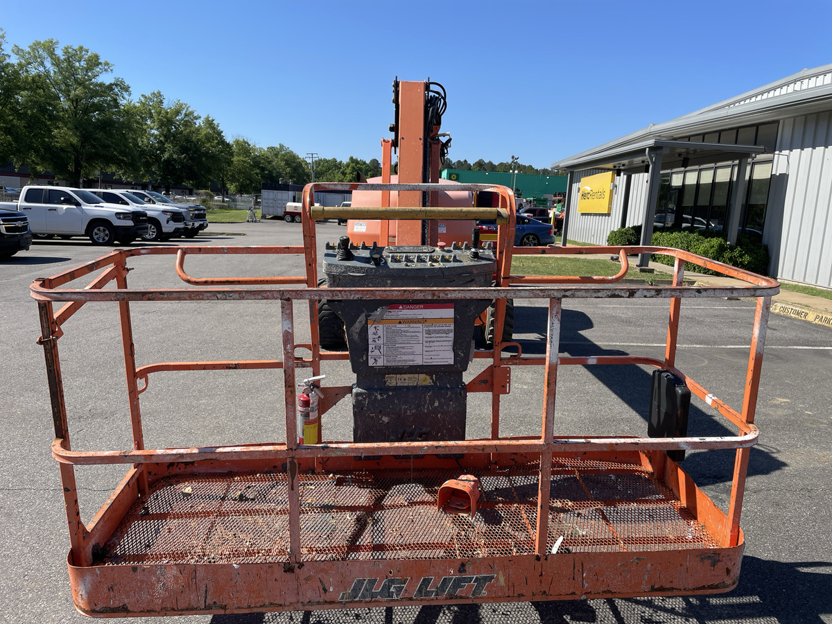 2018 JLG 460SJ-6