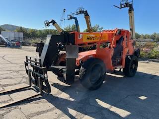 2019 SkyTrak 10042