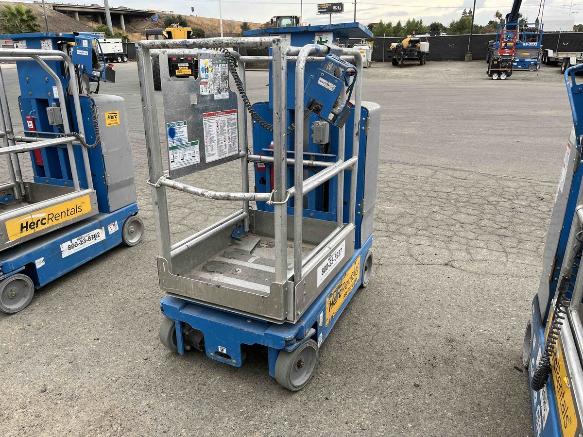 2018 Genie GR-12-3