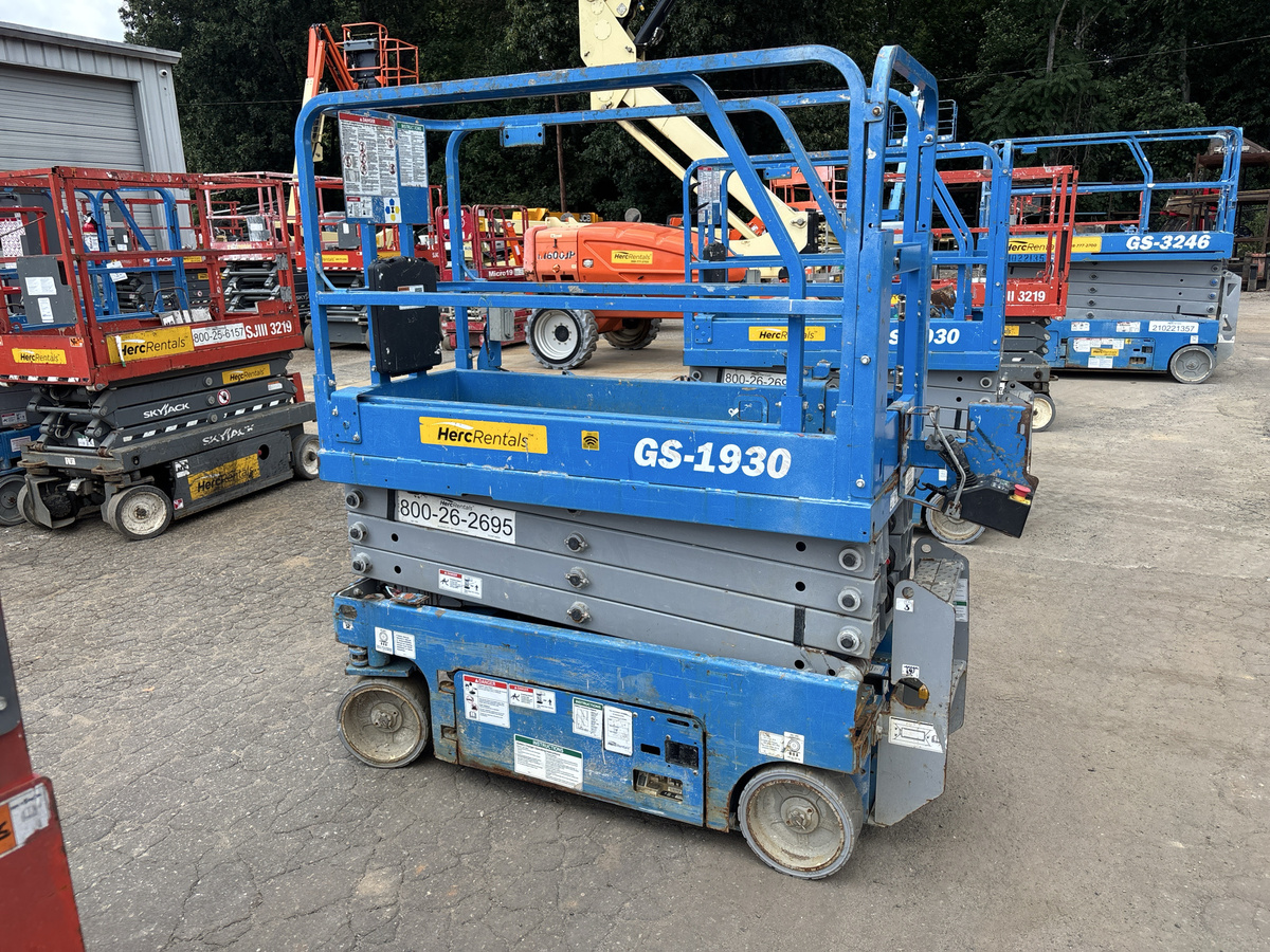 2019 Genie GS-1930