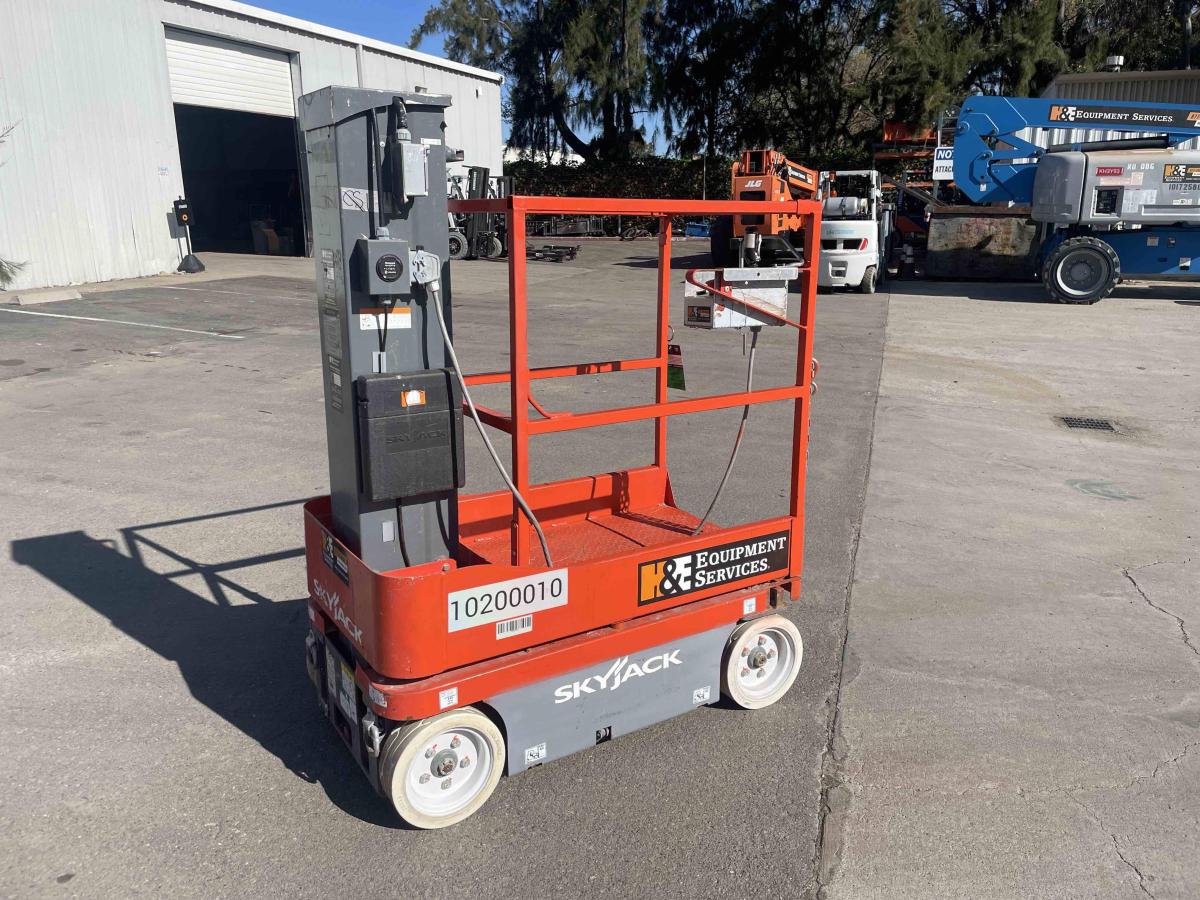 2016 Skyjack SJ12