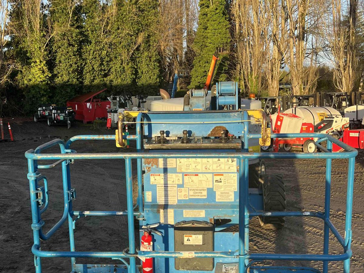 2017 Genie Z-45/25J RT