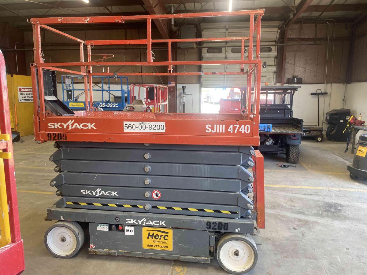 2018 Skyjack SJ4740