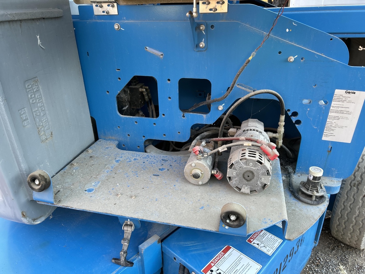 2017 Genie Z-45/25-8