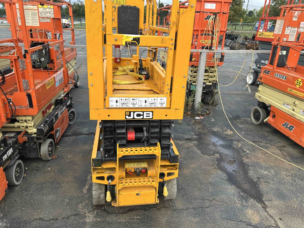 2022 JCB S1930E-4