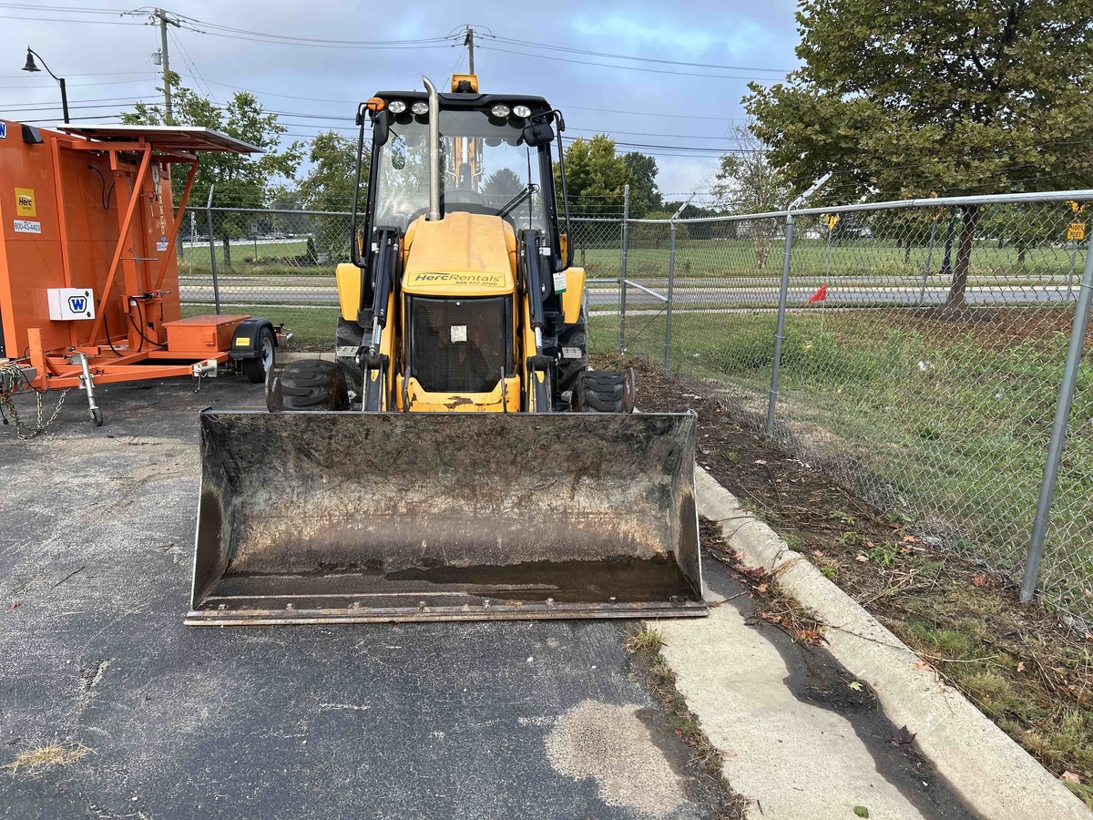2022 JCB 3CX-2