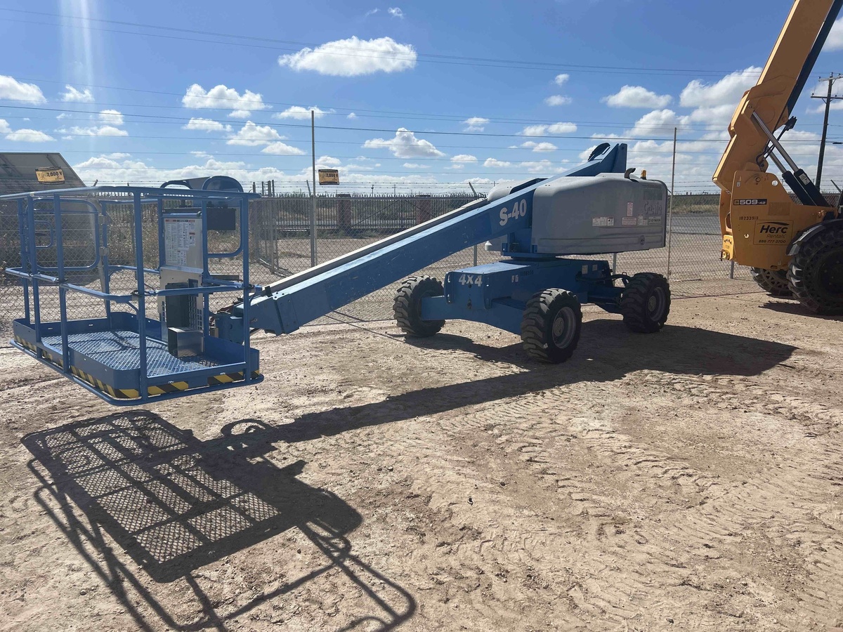 2016 Genie S-40