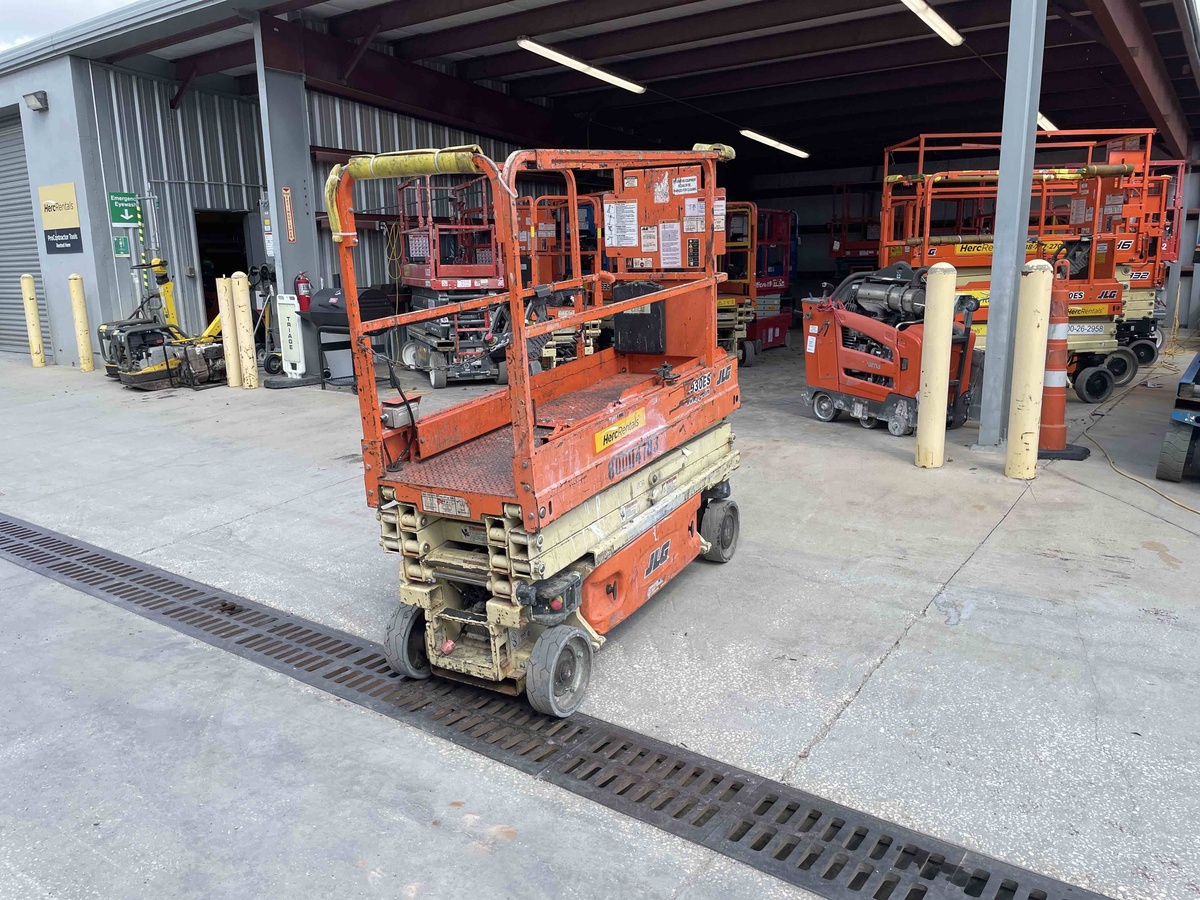 2016 JLG 1930ES-4