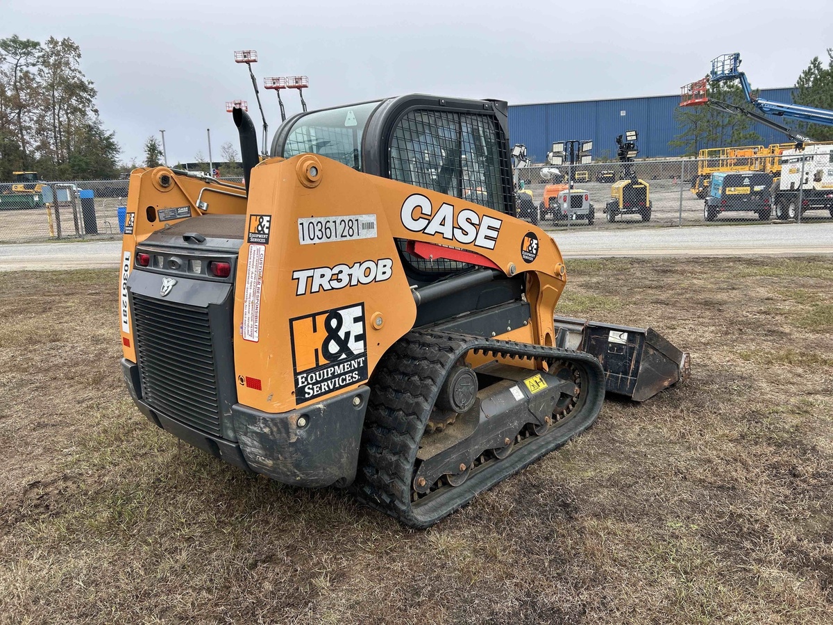 2022 Case TR310B-6