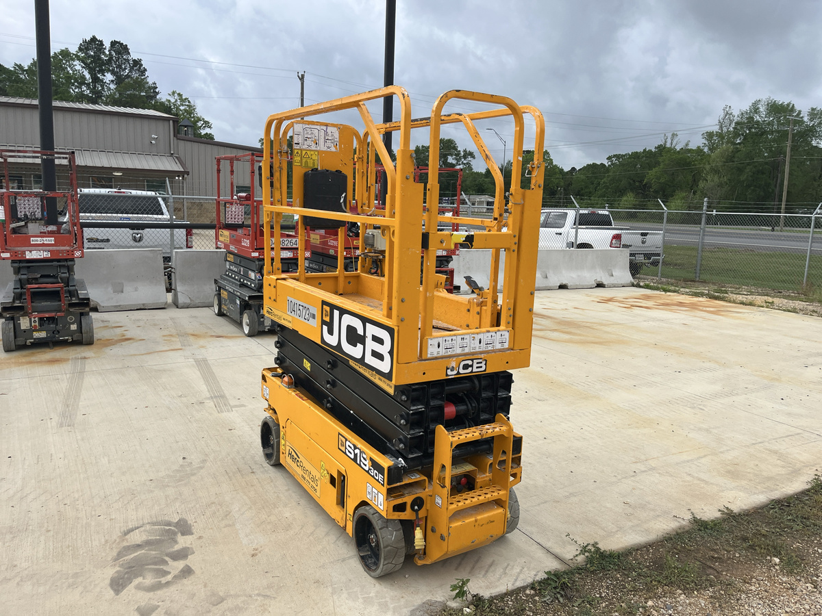 2023 JCB S1930E-6