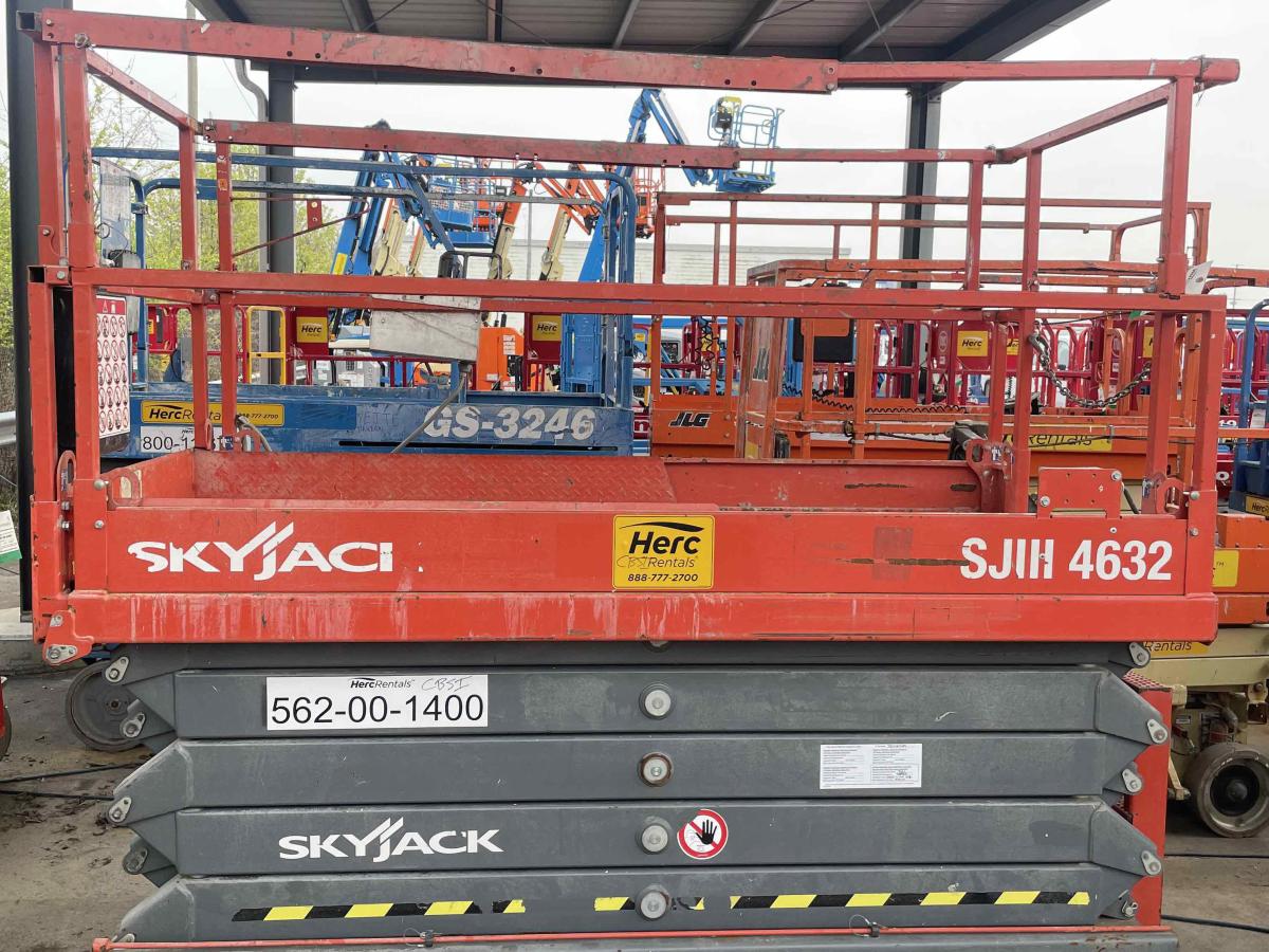 2017 Skyjack SJ4632