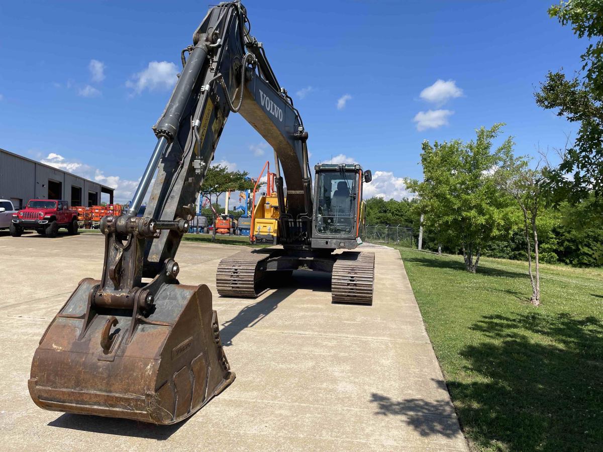 2019 Volvo EC220EL