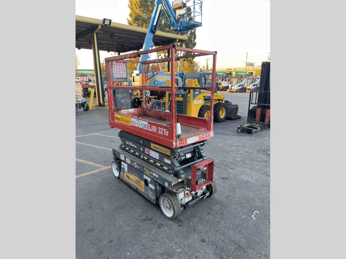2016 Skyjack SJ3219