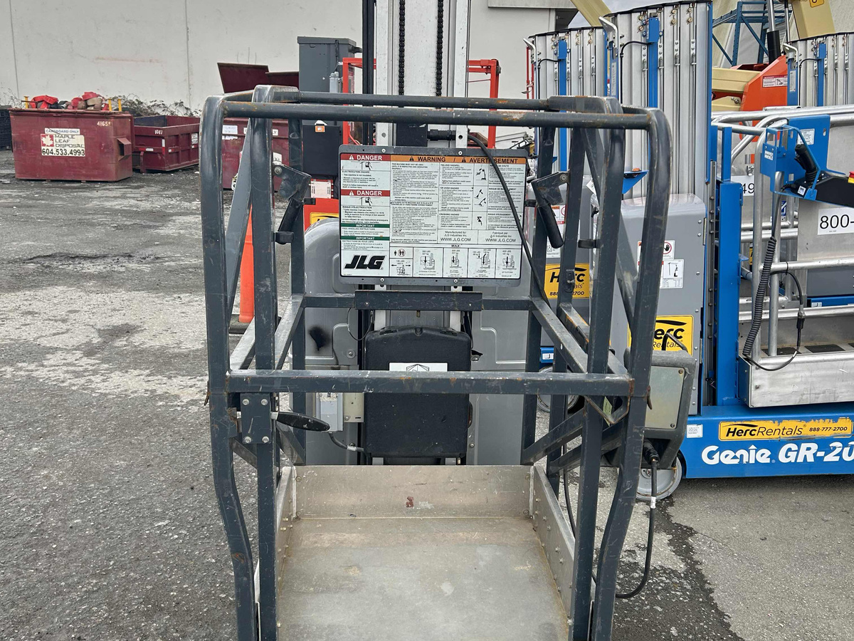 2015 JLG 20MVL-4