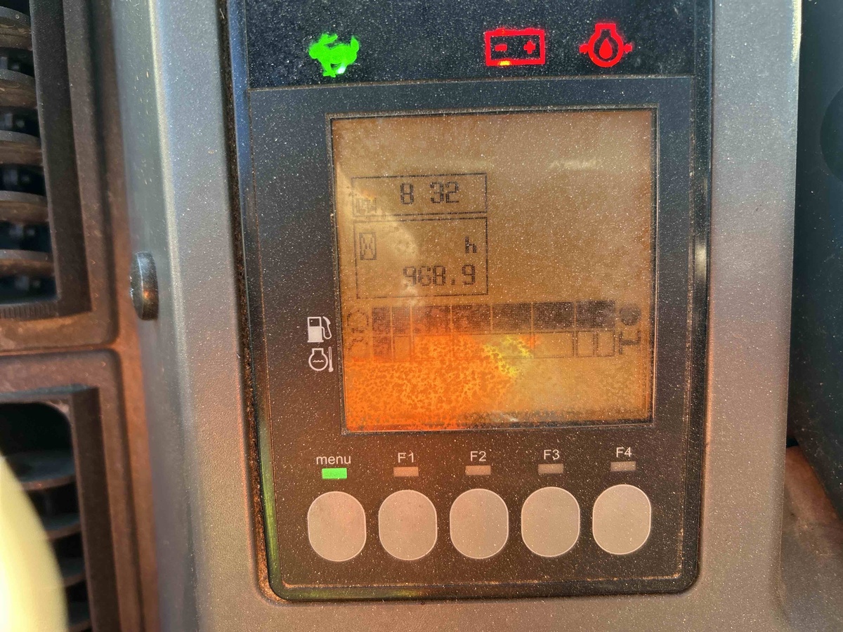 2022 Yanmar SV100-8