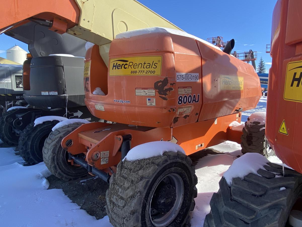 2011 JLG 800AJ-5