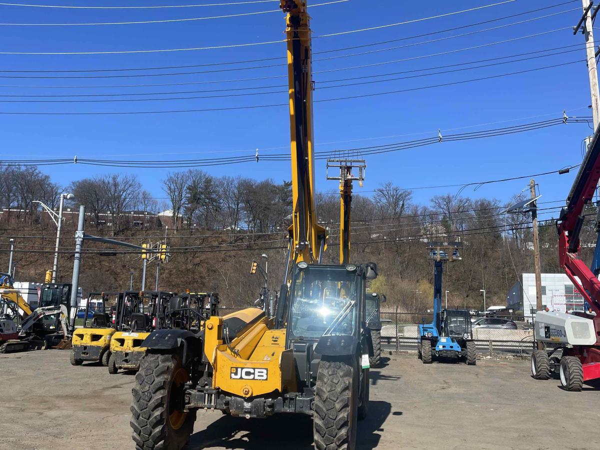 2018 JCB 509-42