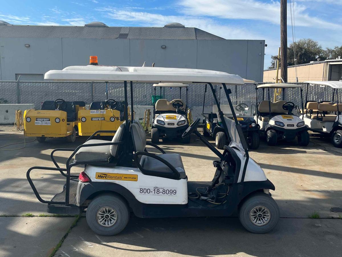 2018 Club Car VILLAGER 4