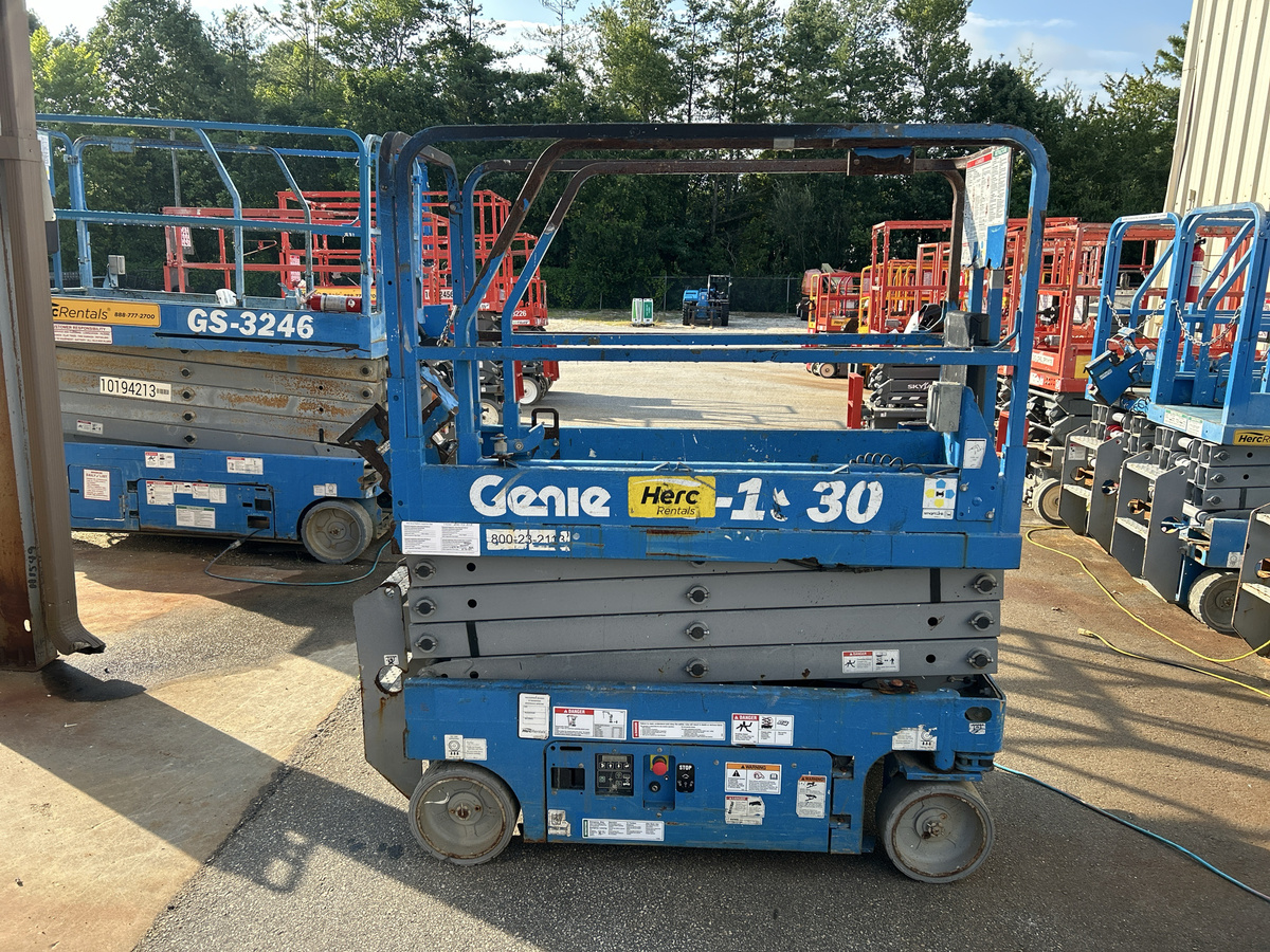 2018 Genie GS-1930