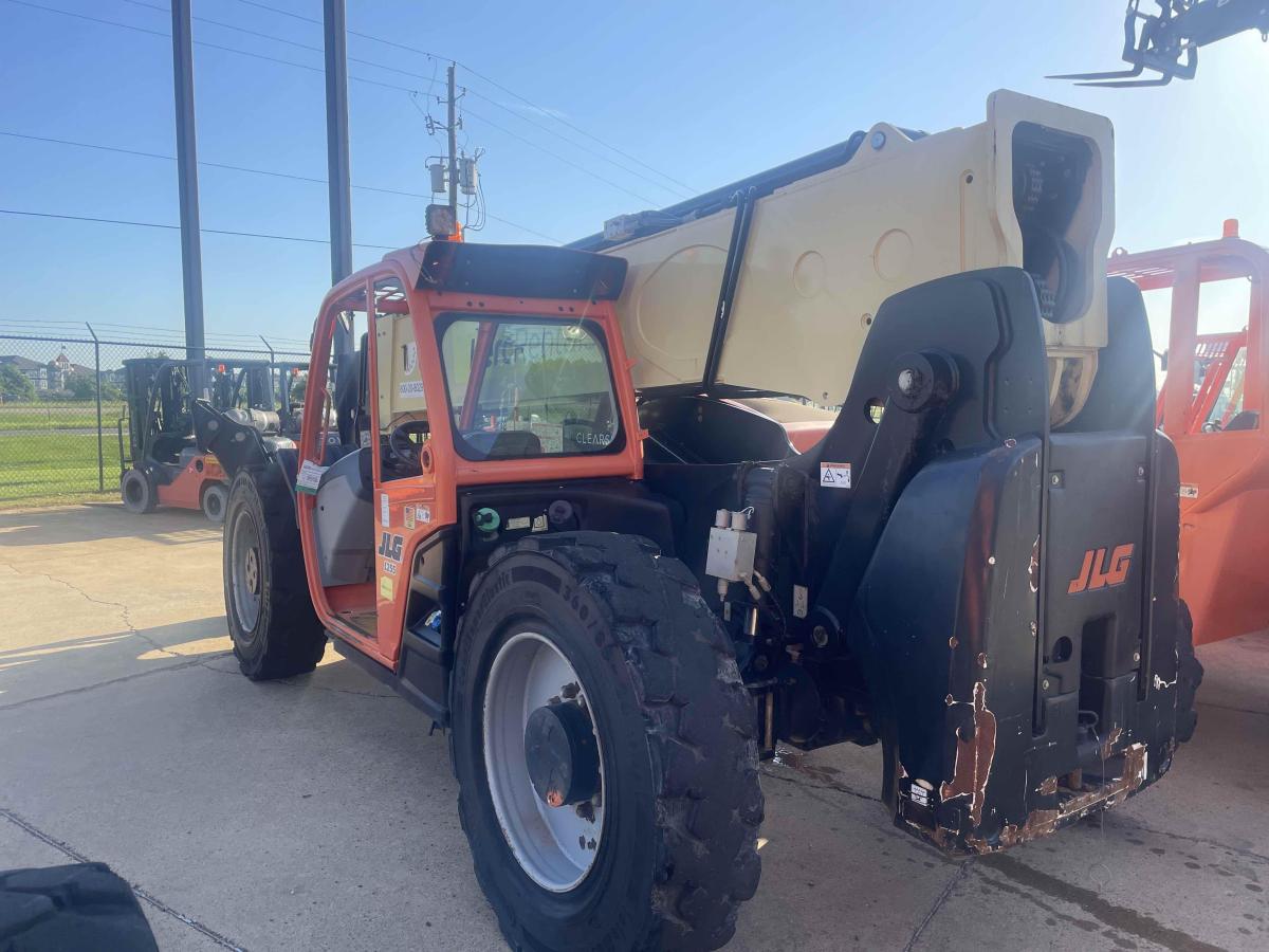 2018 JLG 1255