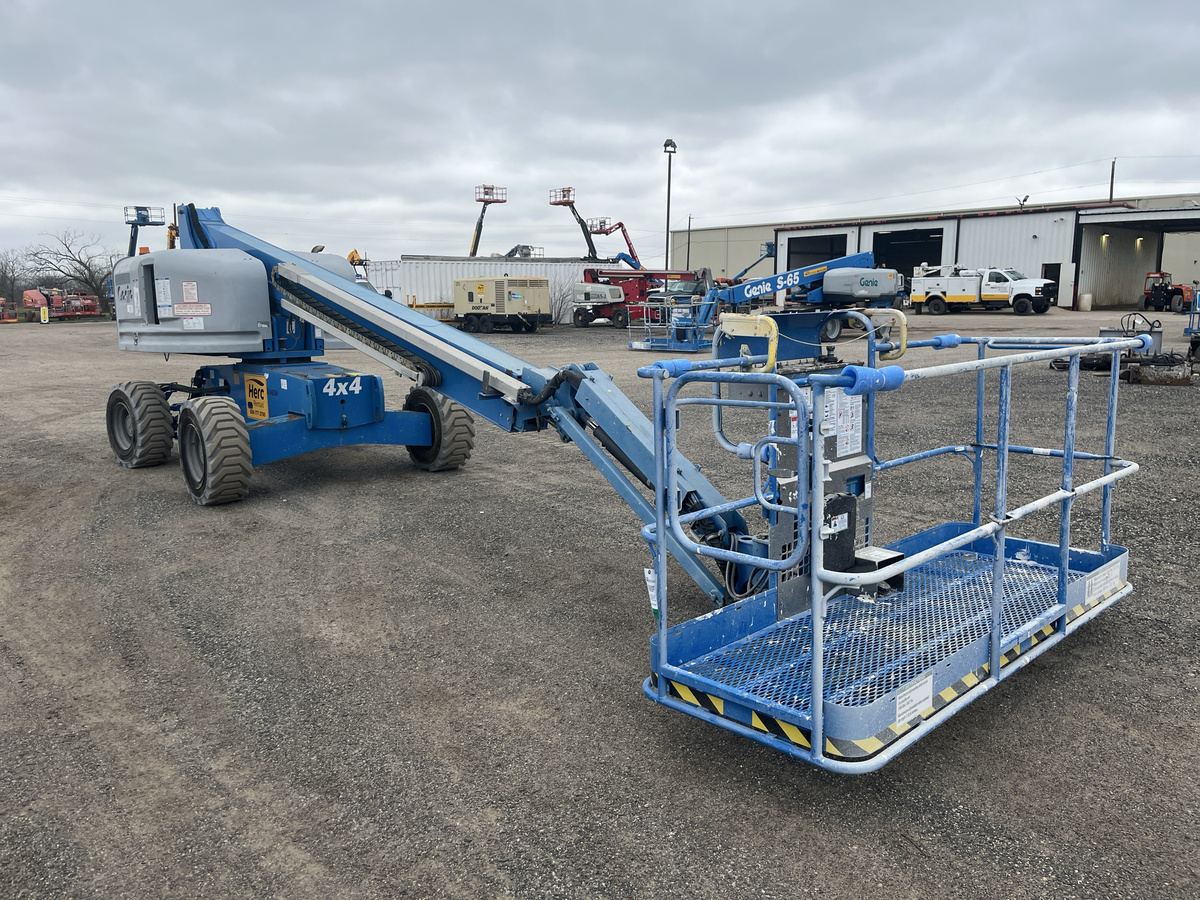2018 Genie S-45