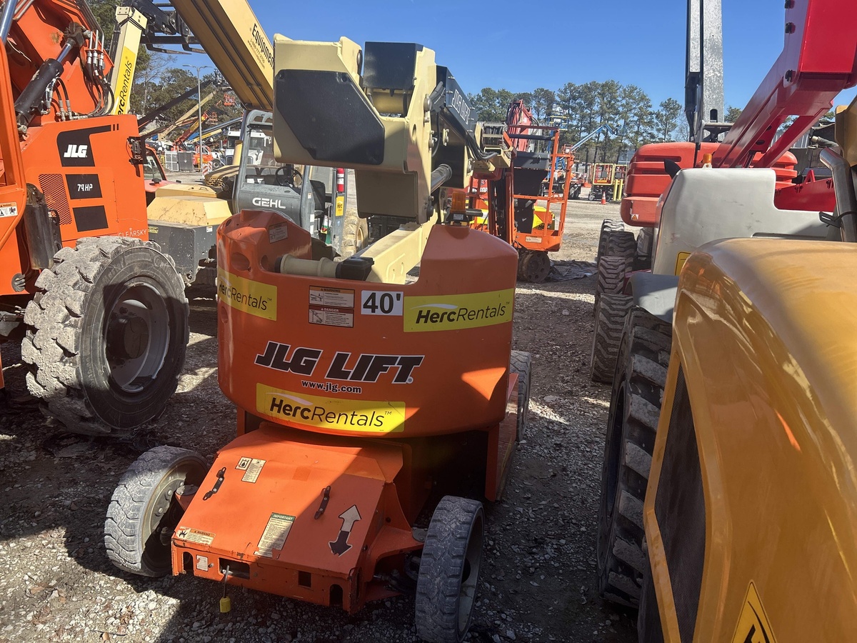 2018 JLG E400AJPN-6