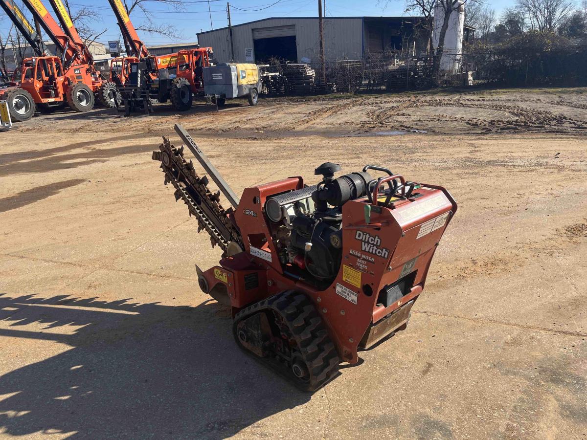 2018 Ditch Witch C24X