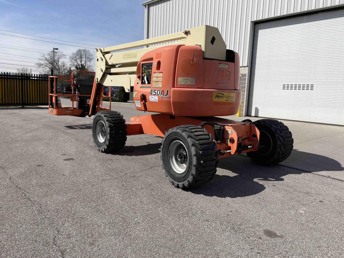 2015 JLG 450AJ