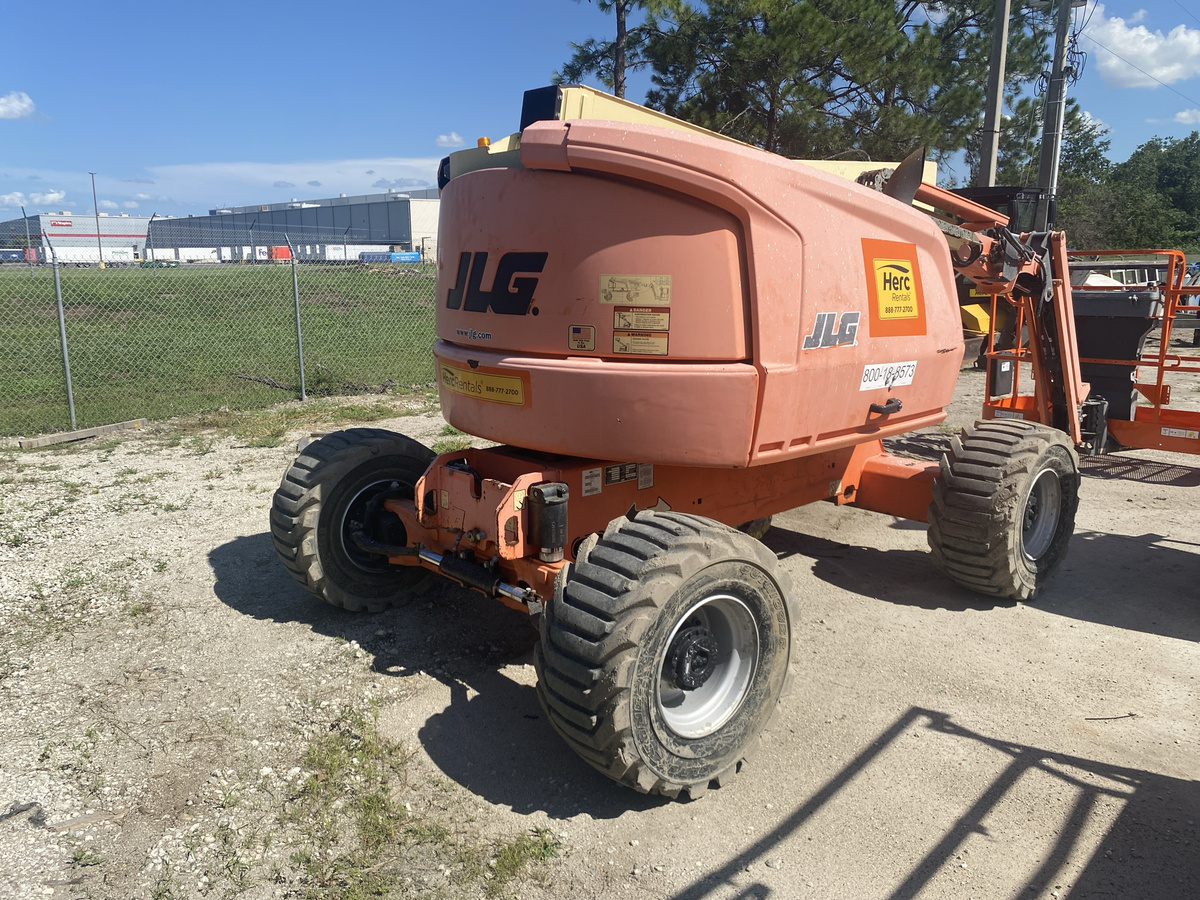 2017 JLG 450AJ-4